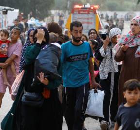 La obligada marcha de los palestinos de Gaza. La obligada marcha de los palestinos de Gaza.