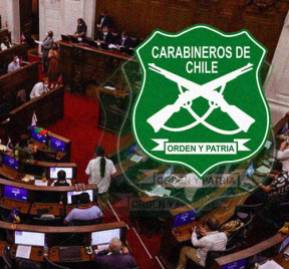 Convención propone eliminar carácter militarizado de Carabineros