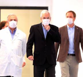 Mañalich, Piñera y Zúñiga. Foto: Fedeprus Mañalich, Piñera y Zúñiga. Foto: Fedeprus
