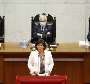 Yasna Provoste, en la cuenta pública como presidenta del Senado, con un discurso crítico con Sebastián Piñera..