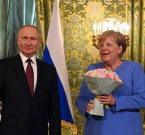 Putin y Merkel en 2021. Foto: EFE.