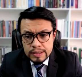Santiago Machuca desde Quito en entrevista por Zoom.