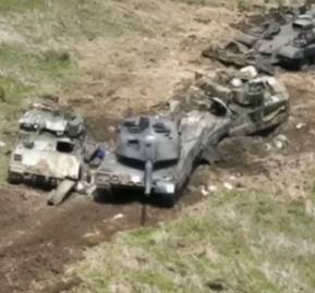 Tanques Leopard ucranianos destruidos en la contraofensiva. Foto: Ministerio de Defensa de Rusia Tanques ucranianos destruidos en la contraofensiva. Foto: Ministerio de Defensa de Rusia