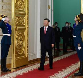 Xi en el Kremlin. Foto: Sputnik