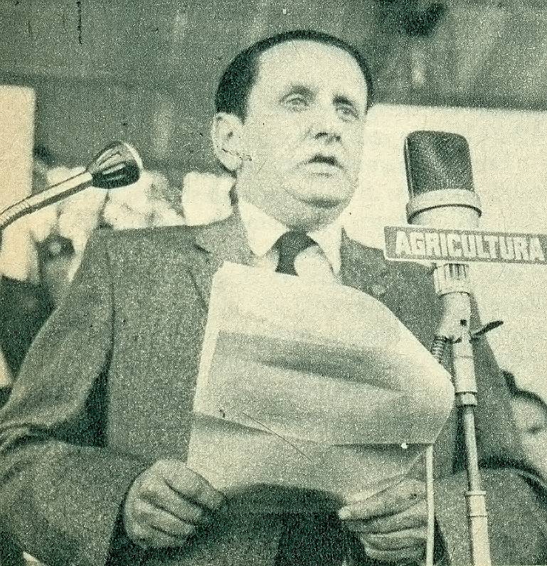 Matte en uno de sus incendiarios discursos.